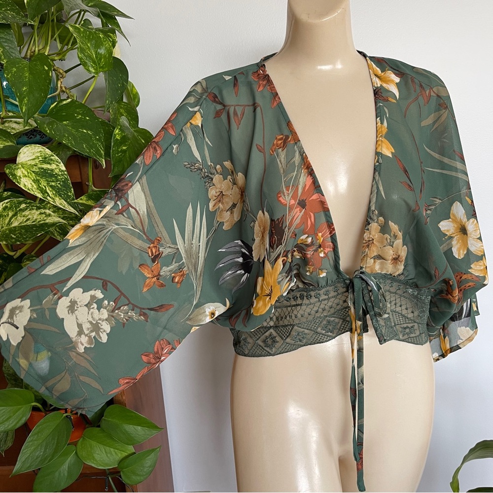 Floral Cardigan Shrug Sheer Chiffon and Lace Stevie Nicks Boho Gypsy Crop Top S